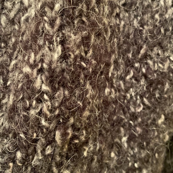 Olivia M long cardigan with knit ruffles and faux fur tuft trim NWOT - Picture 17 of 17